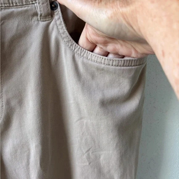 L‎ L Bean Classic Fit Straight Leg Tan Jeans Women Size 12 Casual School Stretch - Picture 6 of 12